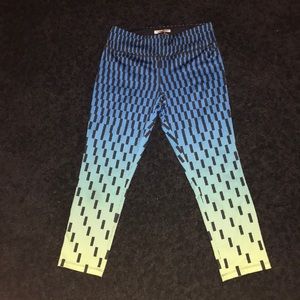 Forever 21 activewear leggings